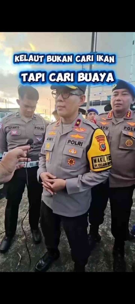 Wakapolda Sulut dan Dirpolair Pimpin Pencarian Buaya Liar di Pesisir Manado